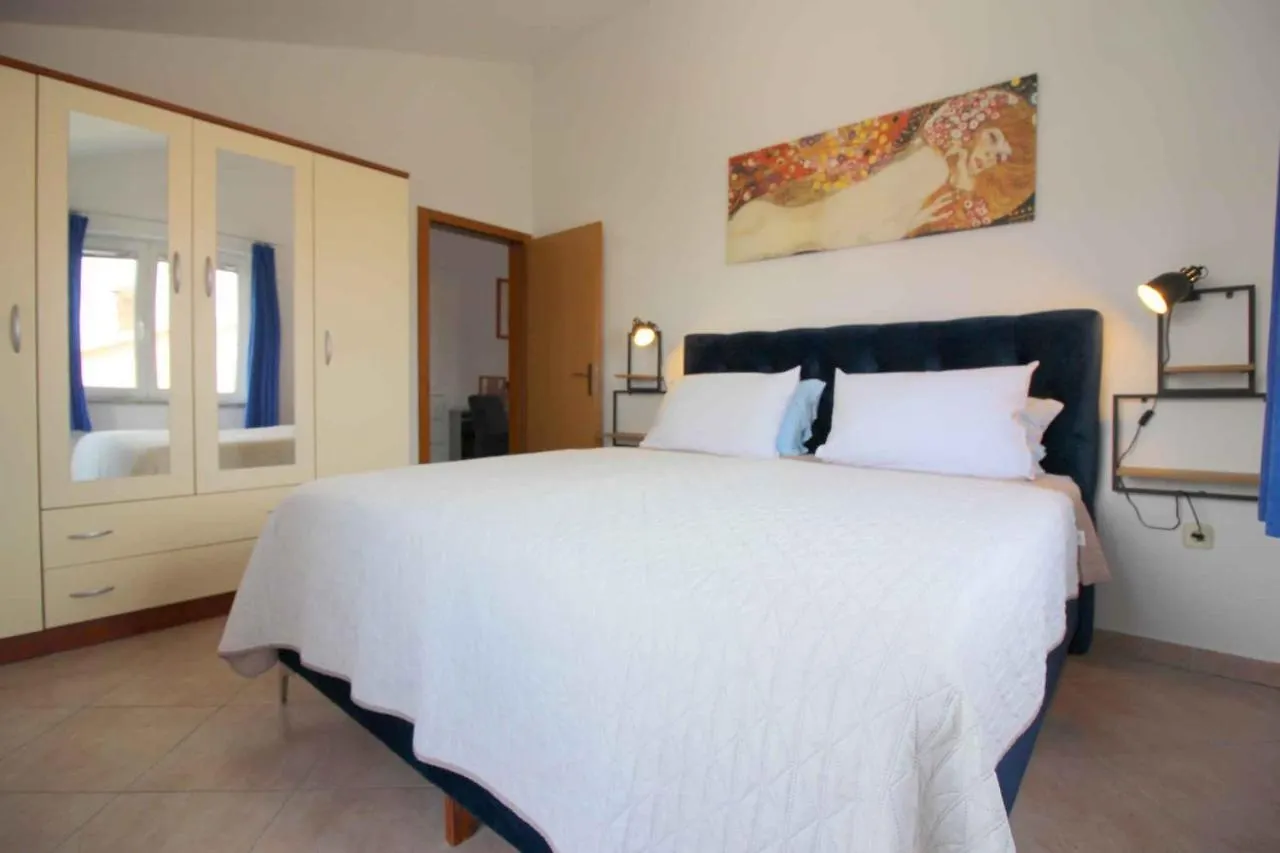 Apartment In Porec/Istrien 10277