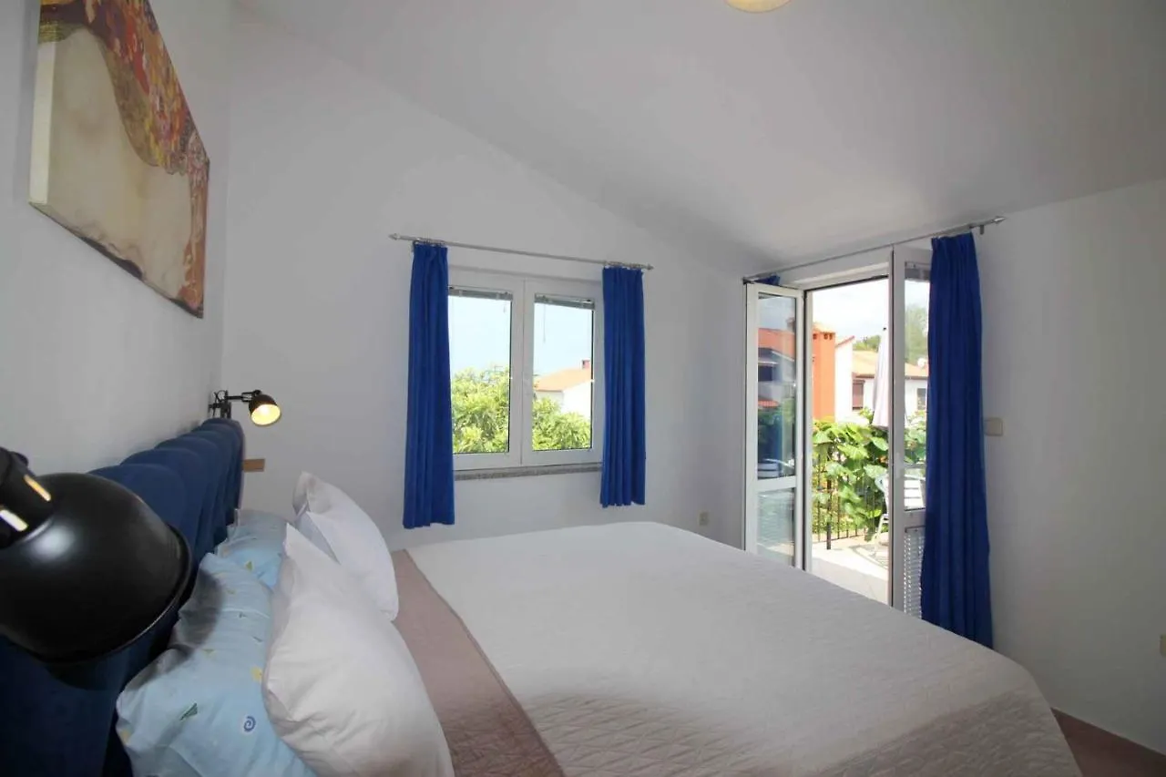 Apartment In Porec/Istrien 10277 קרואטיה